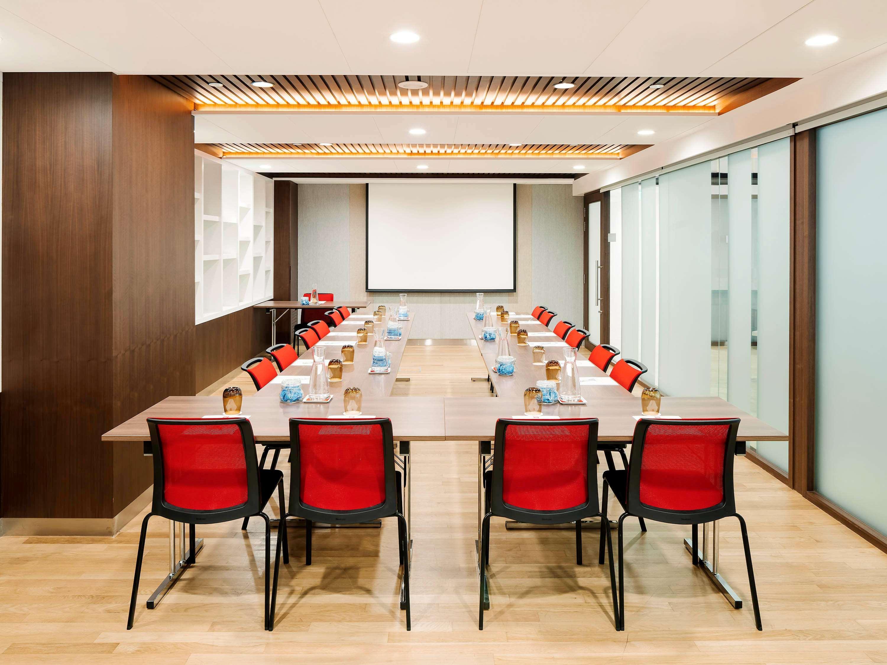 Ibis Singapore On Bencoolen - Newly Renovated Экстерьер фото