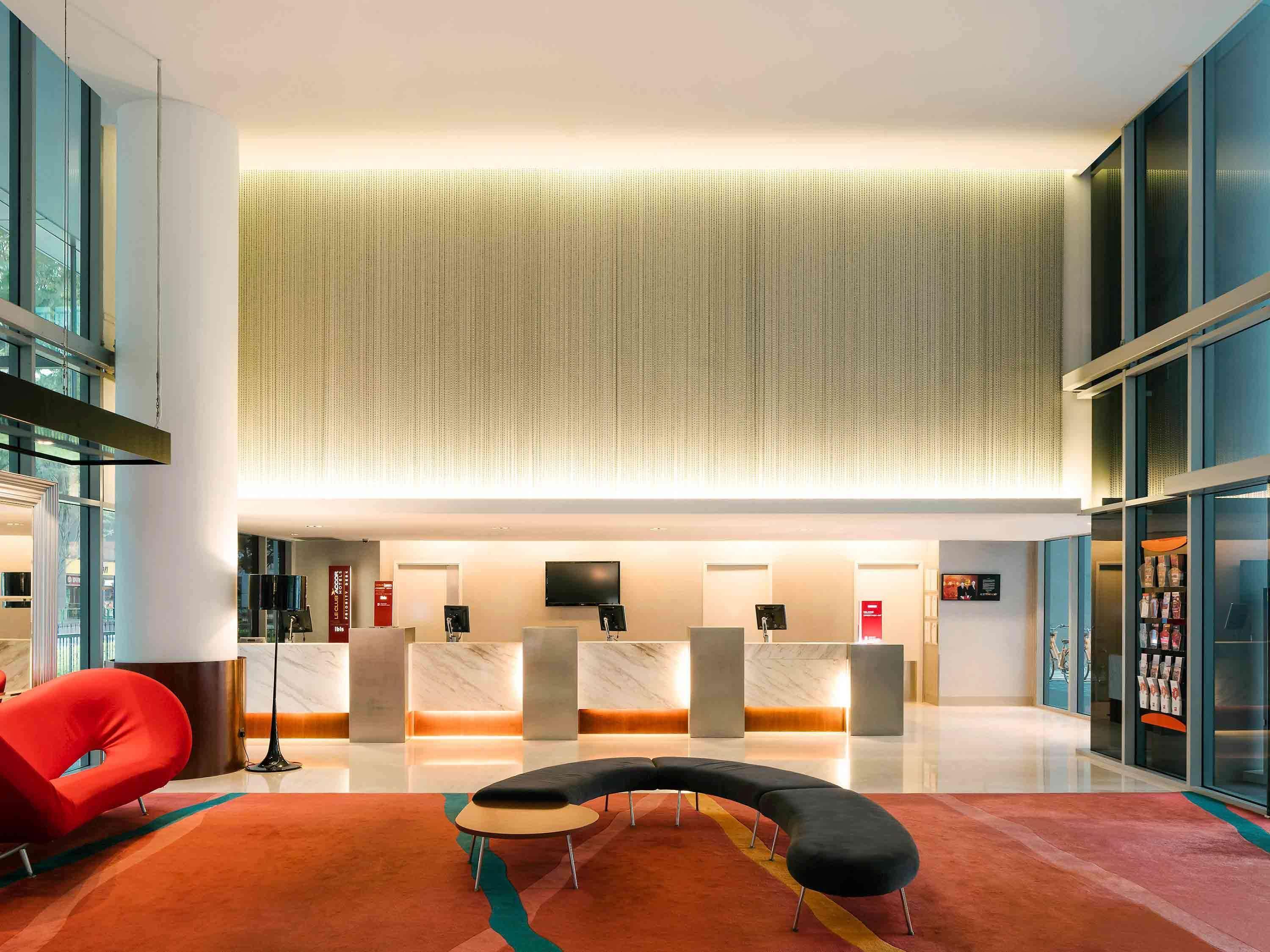 Ibis Singapore On Bencoolen - Newly Renovated Экстерьер фото
