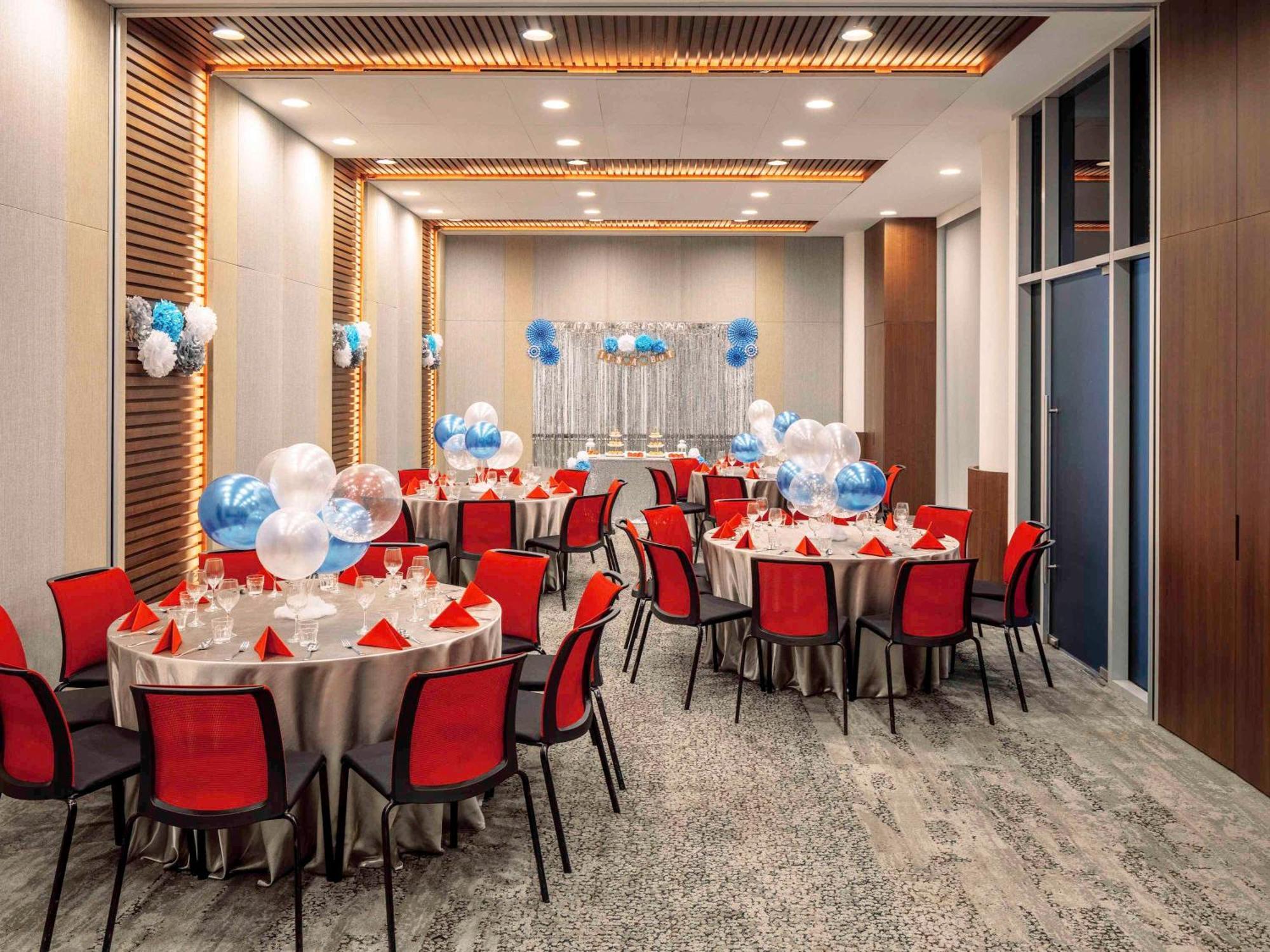 Ibis Singapore On Bencoolen - Newly Renovated Экстерьер фото