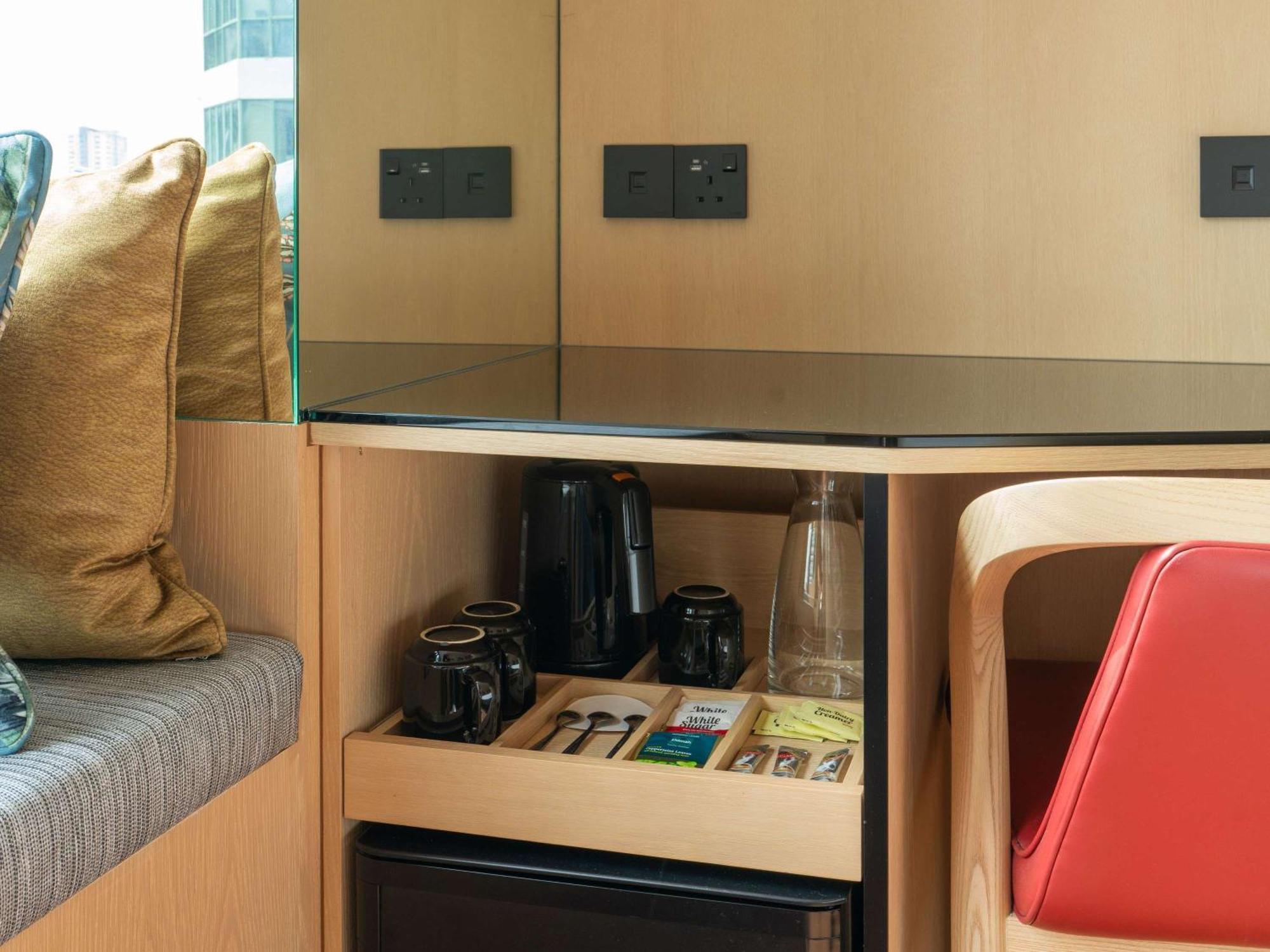 Ibis Singapore On Bencoolen - Newly Renovated Экстерьер фото